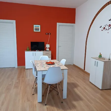 Sicilia Tatil Evi *